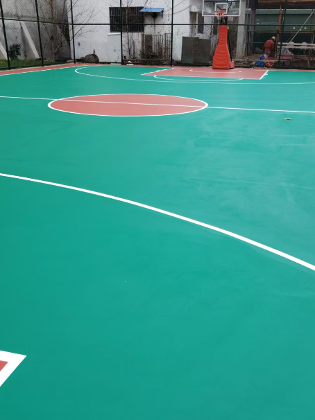 阳泉 球场长期使用易出现地面开裂